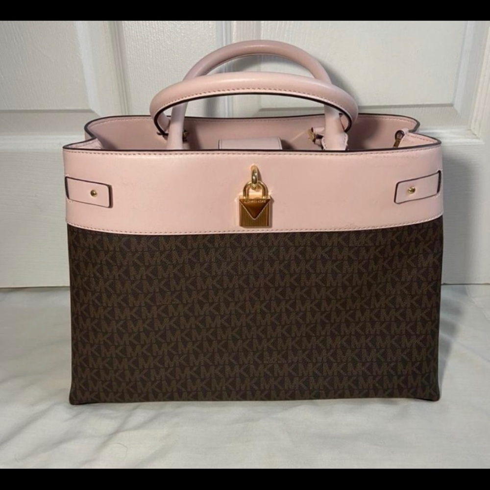COPY - Michale Kors Purse